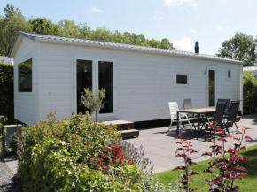 Tidy chalet with a microwave, near the Wadden Sea, Tzummarum